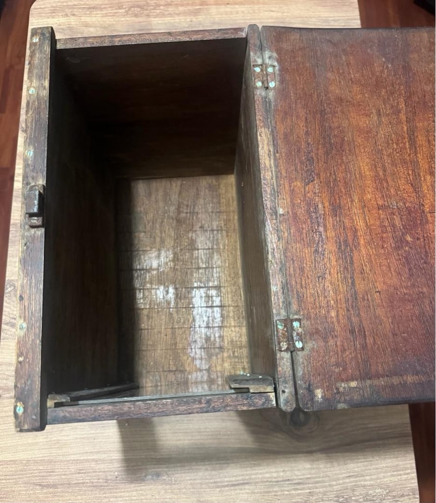 Vintage Ahşap Camlı Vitrin Kutusu / Teşhir Sandığı 32x36x21 cm Masif - 9