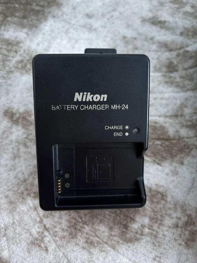 NİKON KAMERA MAKINESI ÇOK TEMİZ - 6