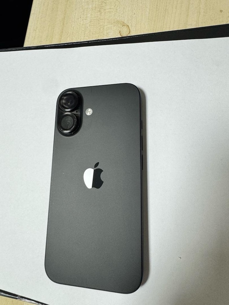 Hatasız iPhone 16 128 GB