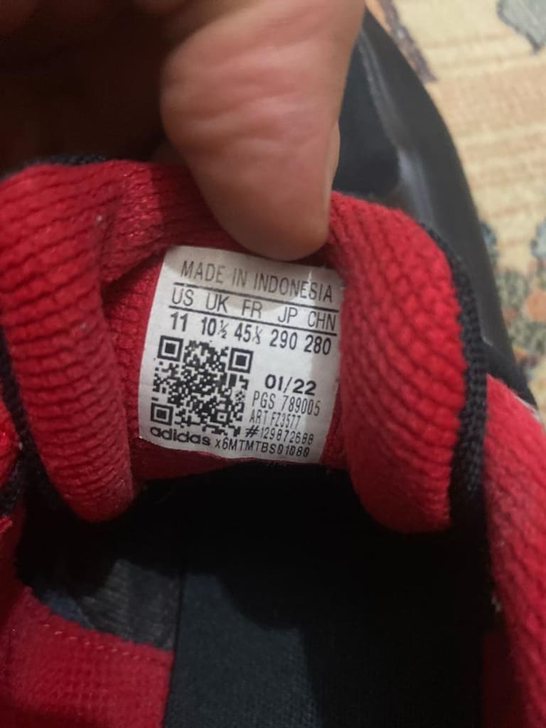 Adidas 45.5 - 3