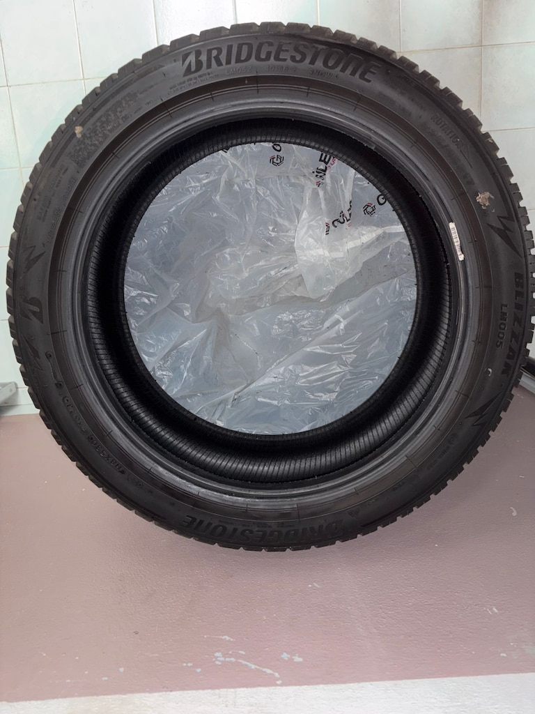 Bridgestone Blizzak LM005 225/45R17 94V XL 4 Lastik Takım - 3