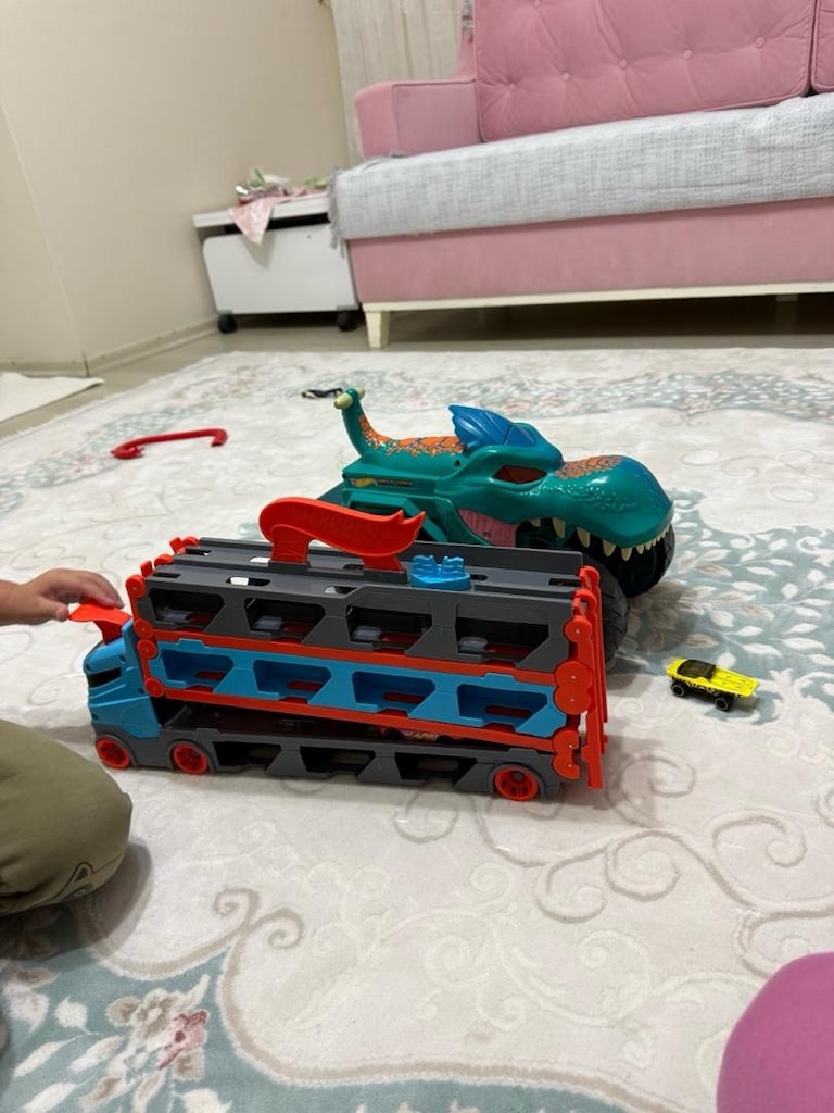 hot wheels oyuncak tır - 5