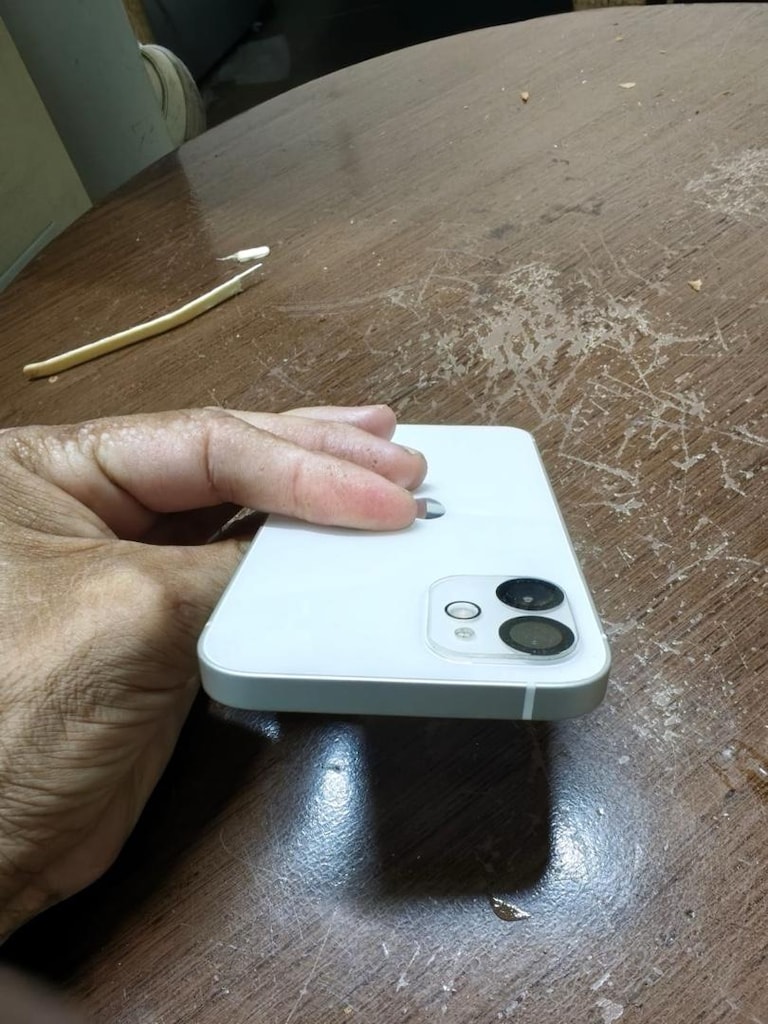 iPhone 12 - 2