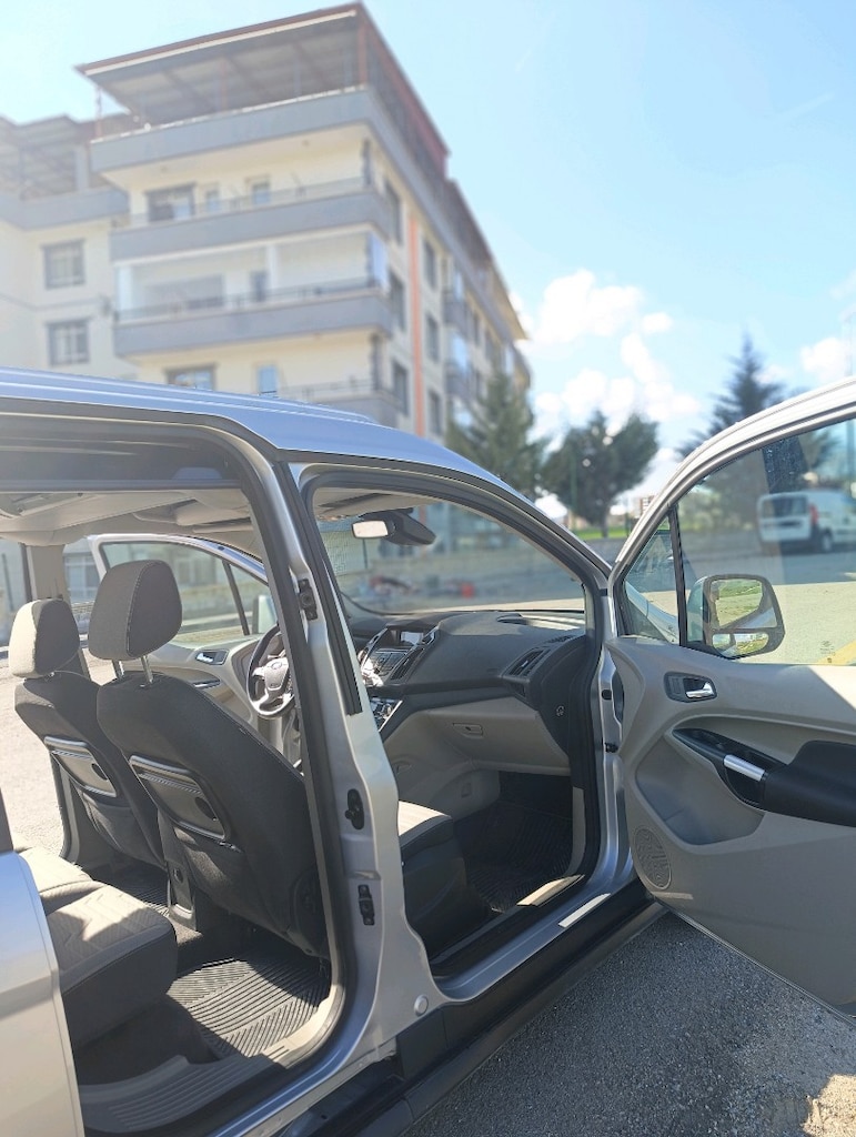 Sahibinden Ford Tourneo Connect 1.5 TDCI Titanium 2016 Model - 6