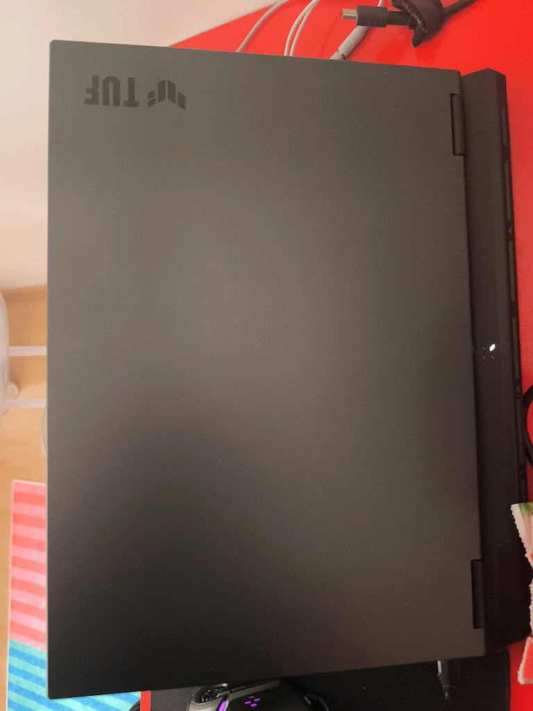 ASUS TUF F16 GAMING | RTX5070 | i7 | 14650HX | 1 TB SSD | 32 GB RAM - 7