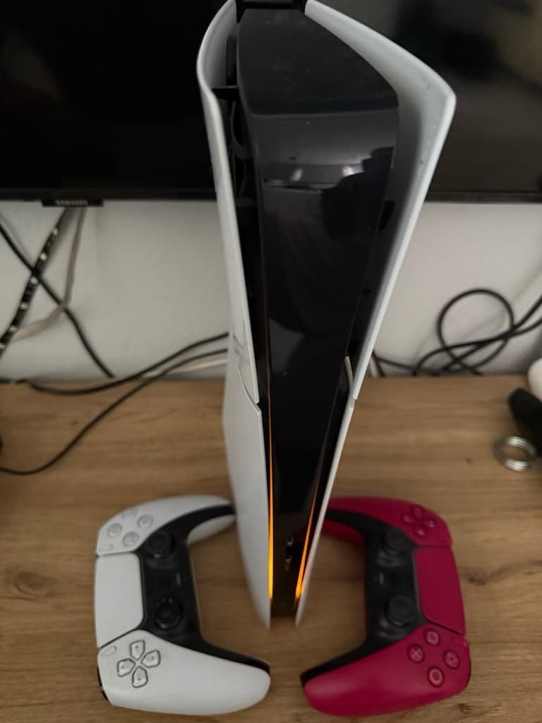 Playstation 5 Slim 1 TB Digital Sürüm - 2