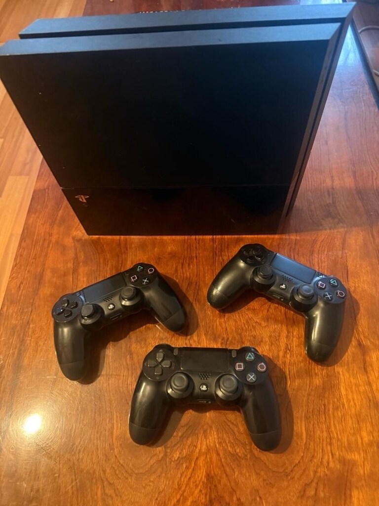 playstation 4 - 2