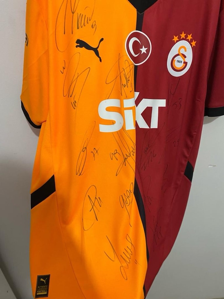 ACİL SATILIK İMZALI 24-25 GALATASARAY ORJİNAL FORMA - 4