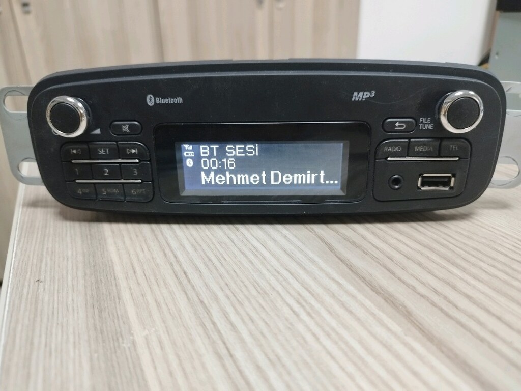 RENAULT ORİJİNAL TEYP - 5