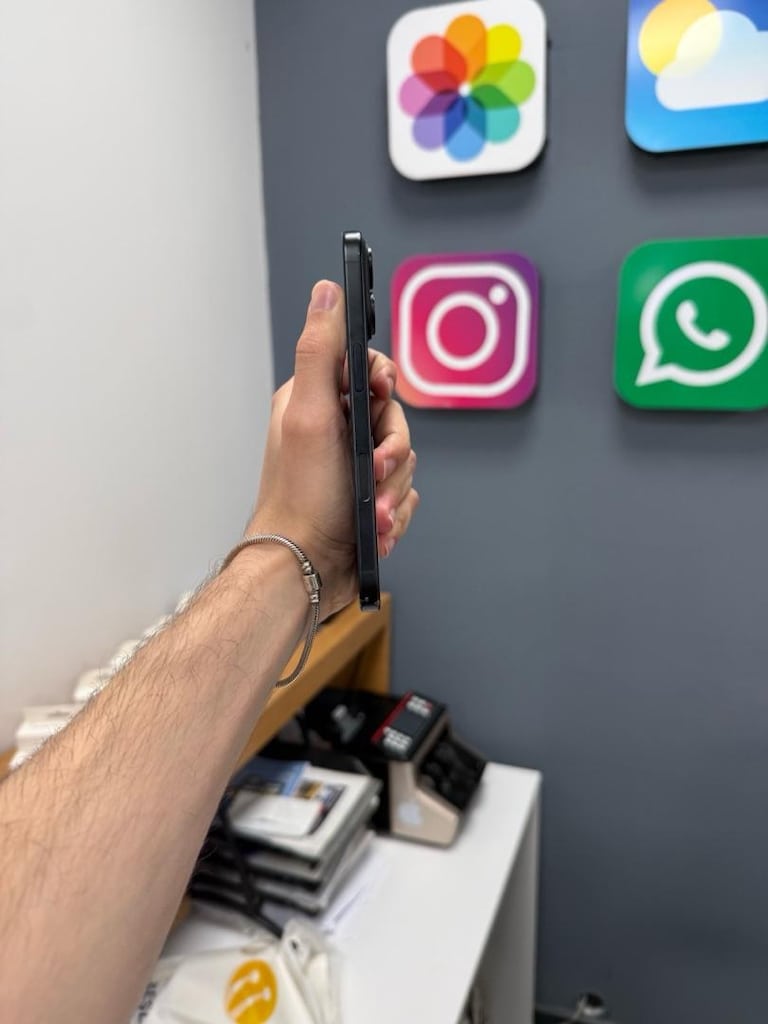 İphone 16 128 Gb Siyah Renk - 2
