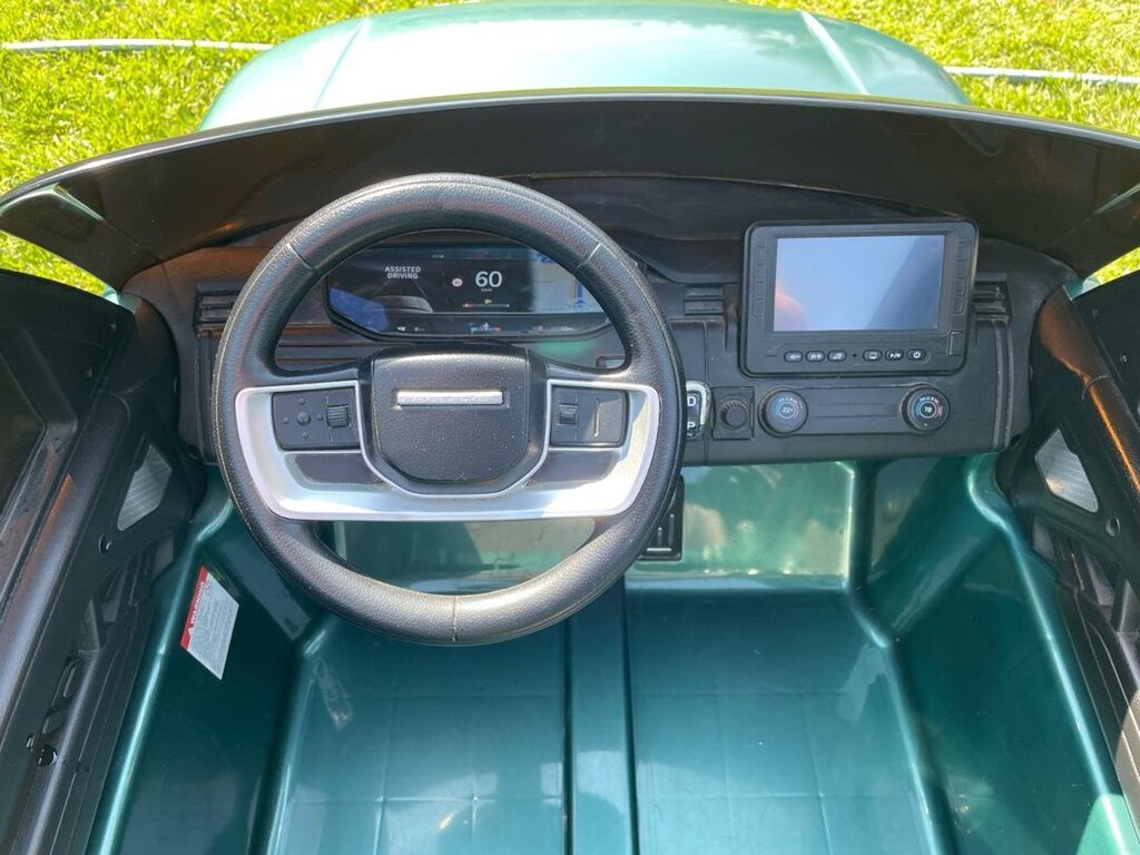 Lisanslı Mega Boy Range Rover Vogue Akülü Araba - 10