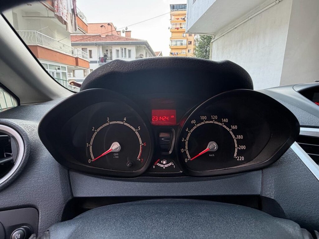 2012 FORD FIESTA 1.25 LPG/BENZİN – 2013 MART TRAFİĞE ÇIKIŞLI - 10