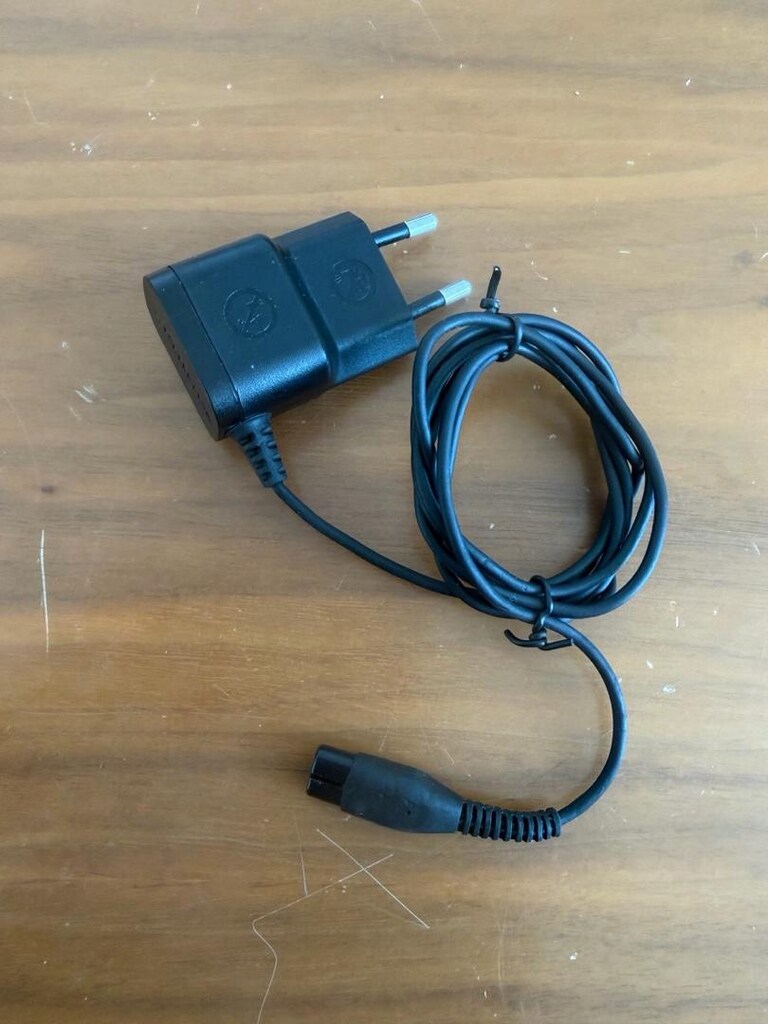 Philips A00390 4,3 volt şarj adaptörü - 2