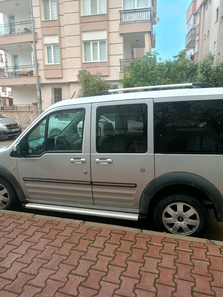 Ford connect silver 256.000 km kaput değişen bagaj kapısı yarım boya - 6