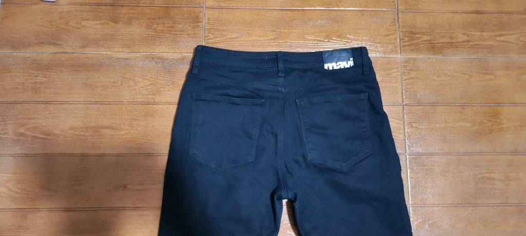 Mavi jeans kadın pantolon..