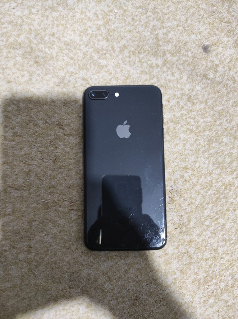 iPhone 8 Plus