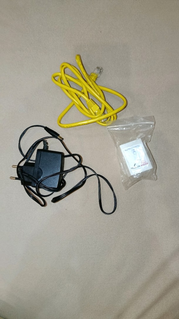 Kılıf, router,kulaklık, şarj aleti (tekli alımlarda fiyat farkı var) - 6