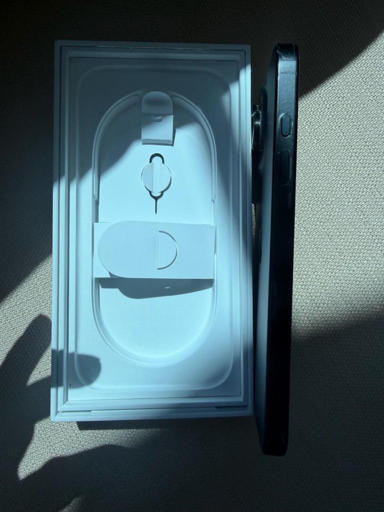 İphone 16 Pro 128 GB - 8