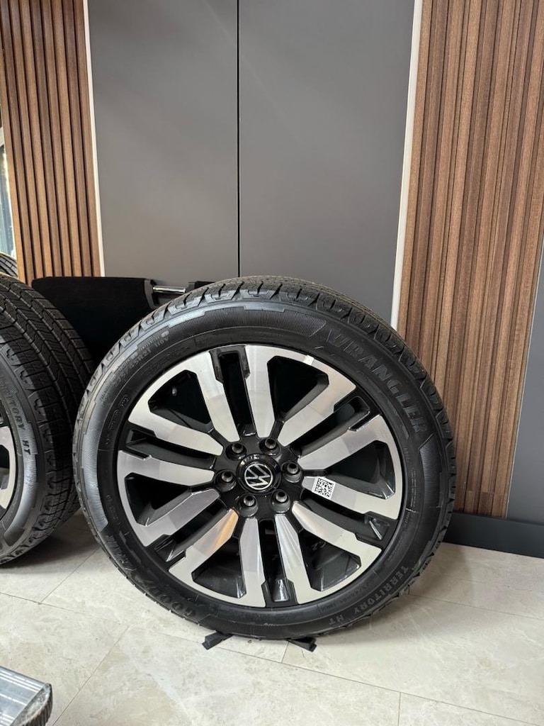VOLSKWAGEN AMAROK/TOUAREG 21” İNÇ 4 ADET JANT/LASTİK TAKIMI