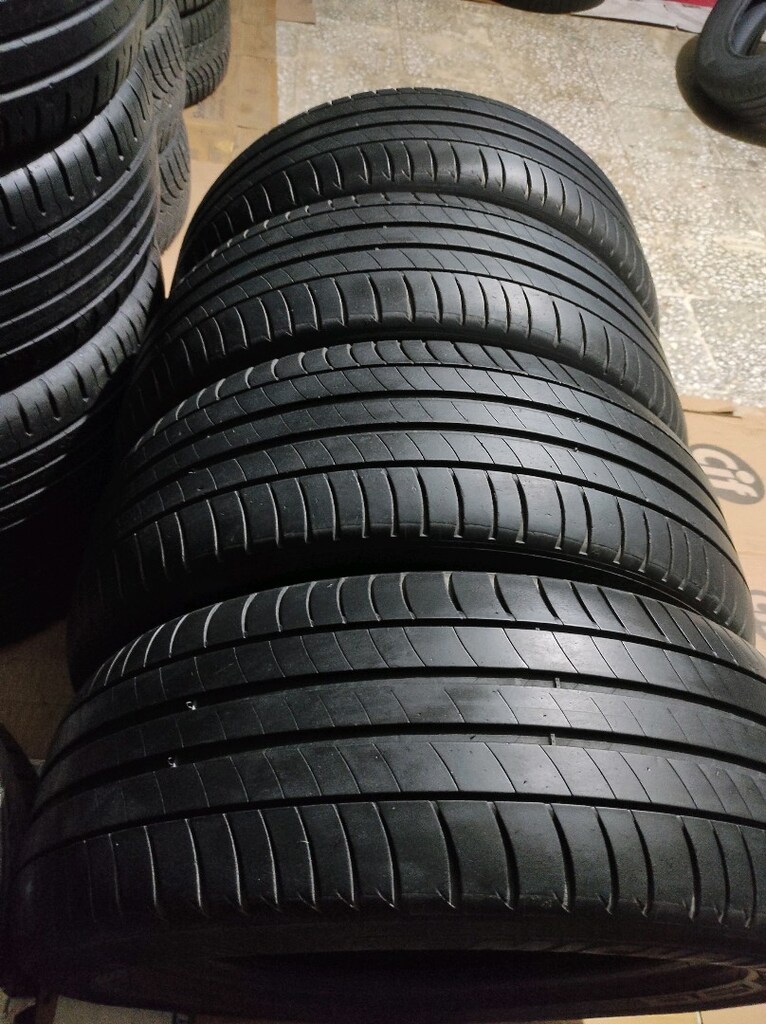 205-55-16 Michelin 4 adet yazlık lastik (tarih:2015) - 2
