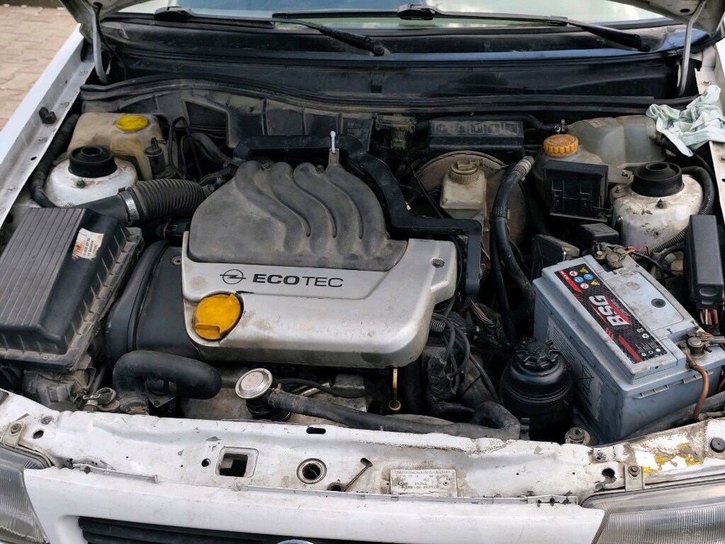opel astra 1.6 - 10