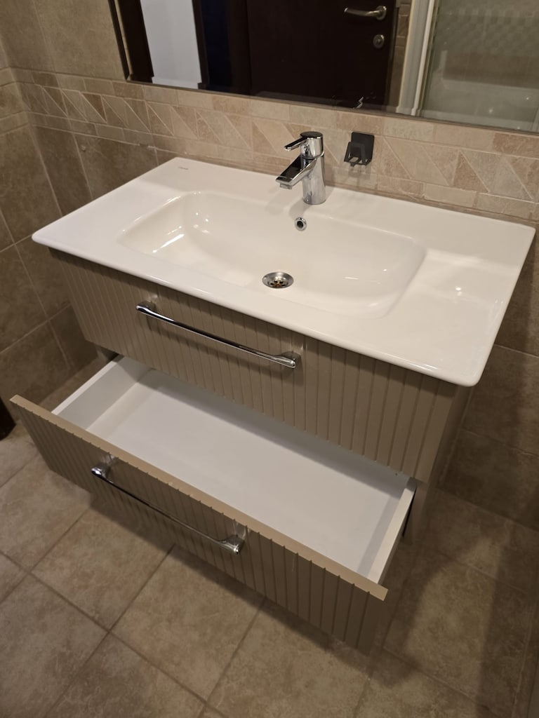 85 CM BANYO SETİ: CREAVİT DOLAP+ LAVABO+ ARTEMA MARİNE S BATARYA - 4