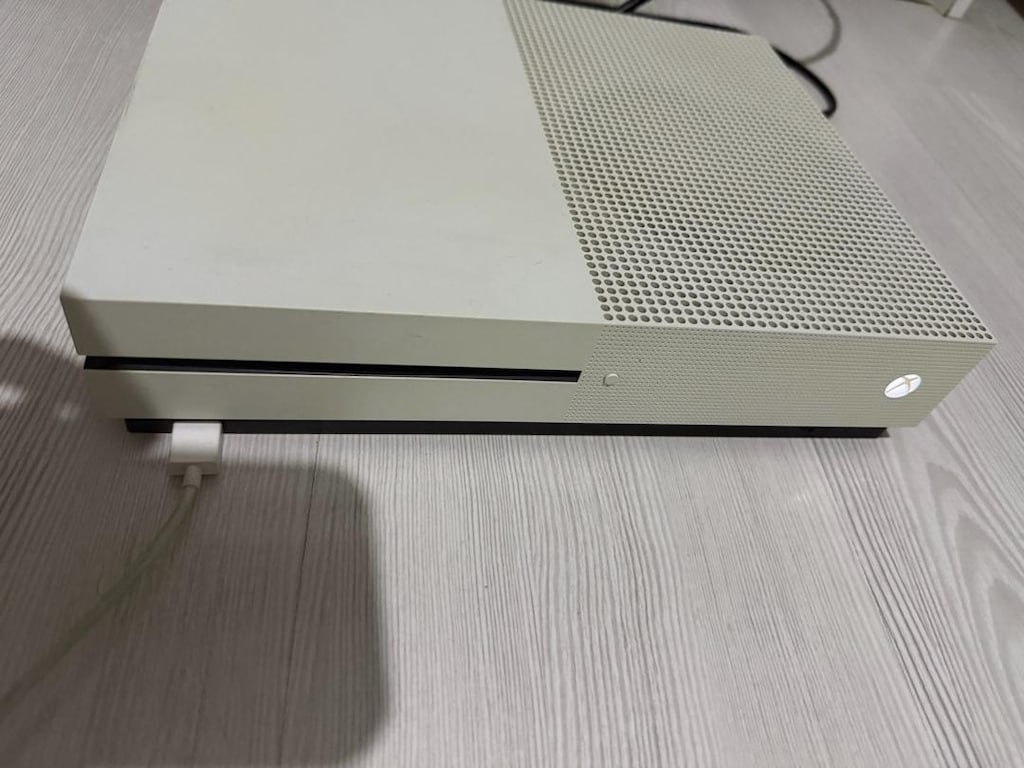 XBOX ONE S TEK KOL - 2