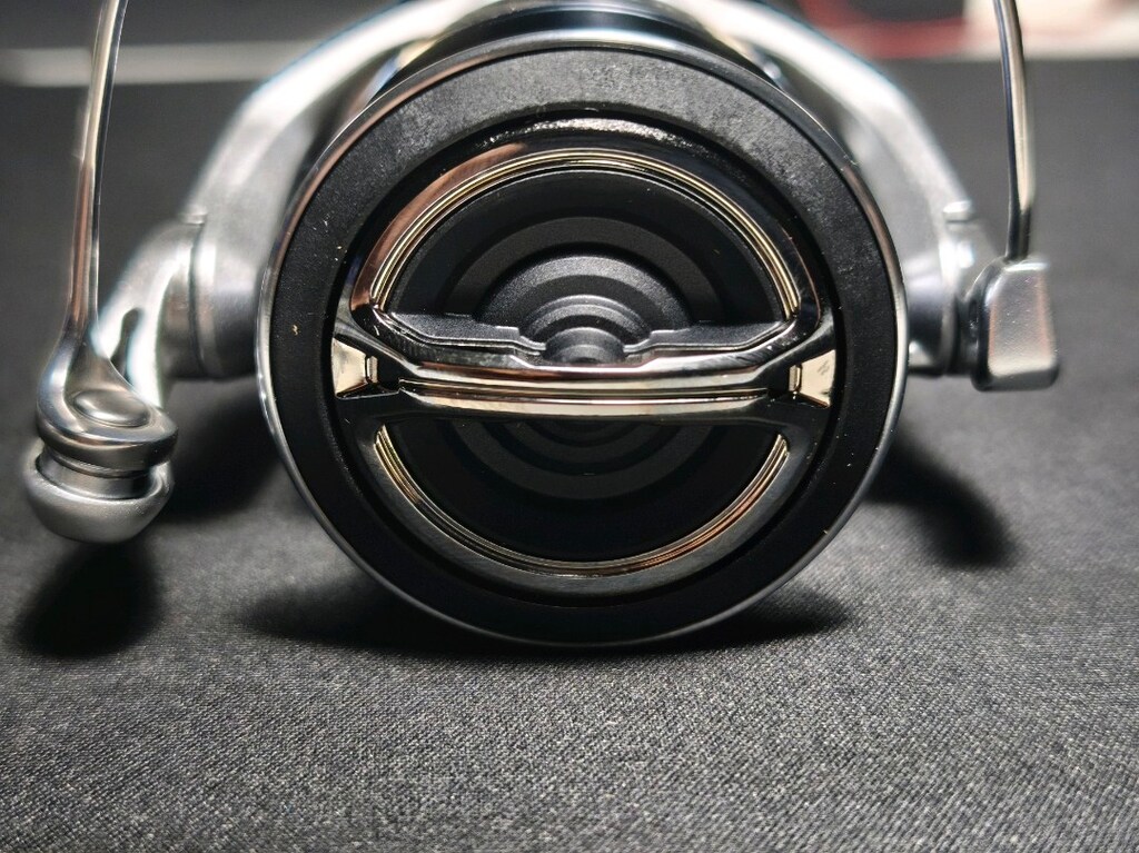 2023 Shimano Stradic 4000 FM (Sıfır) - 8