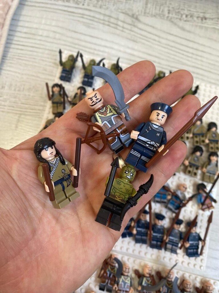 Lego Karışık minifigürler - 9