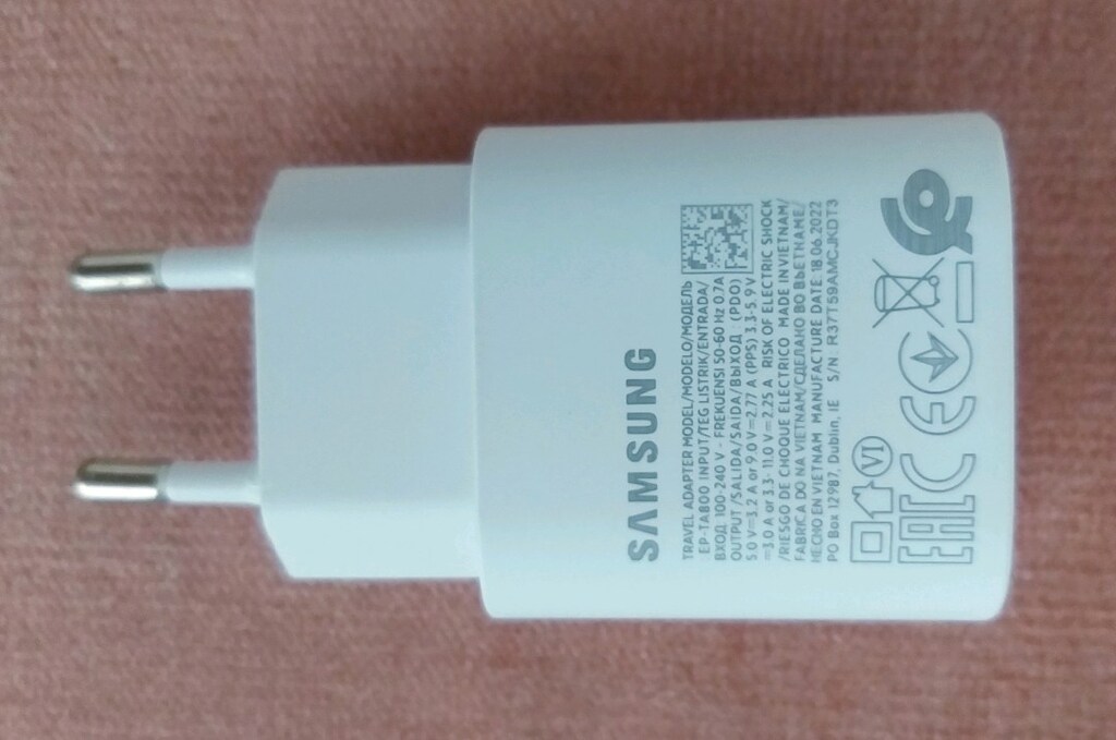 SAMSUNG Type-C Girişli Fast - Hızlı Şarj Adaptörü. - 4