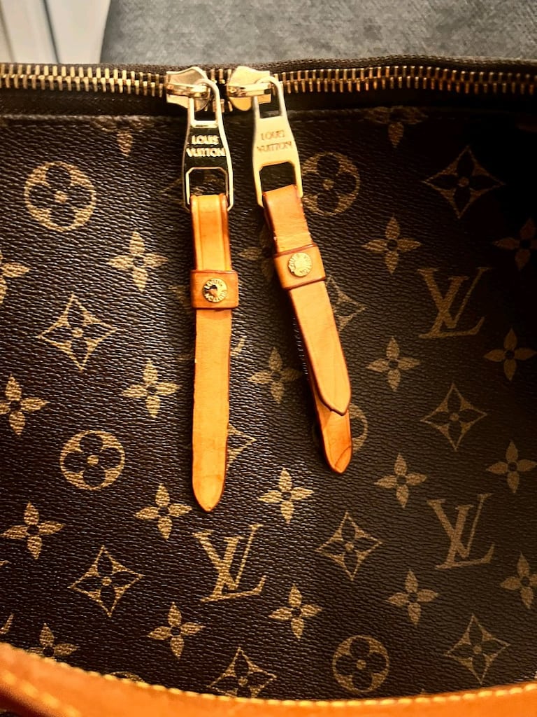 Louis Vuitton - 4
