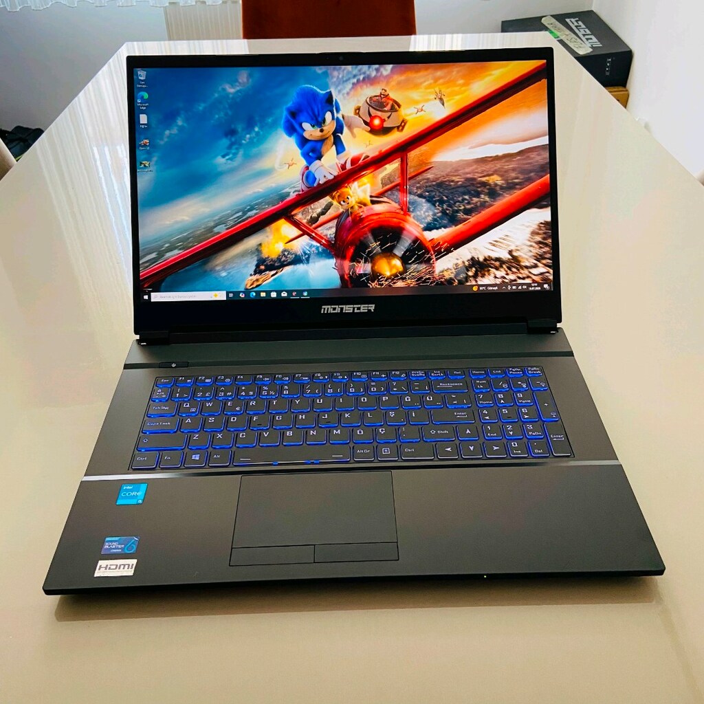 Monster Gaming Laptop i5 11400H 4.10Ghz Nvidia Geforce RTX 3050 144Hz - 5
