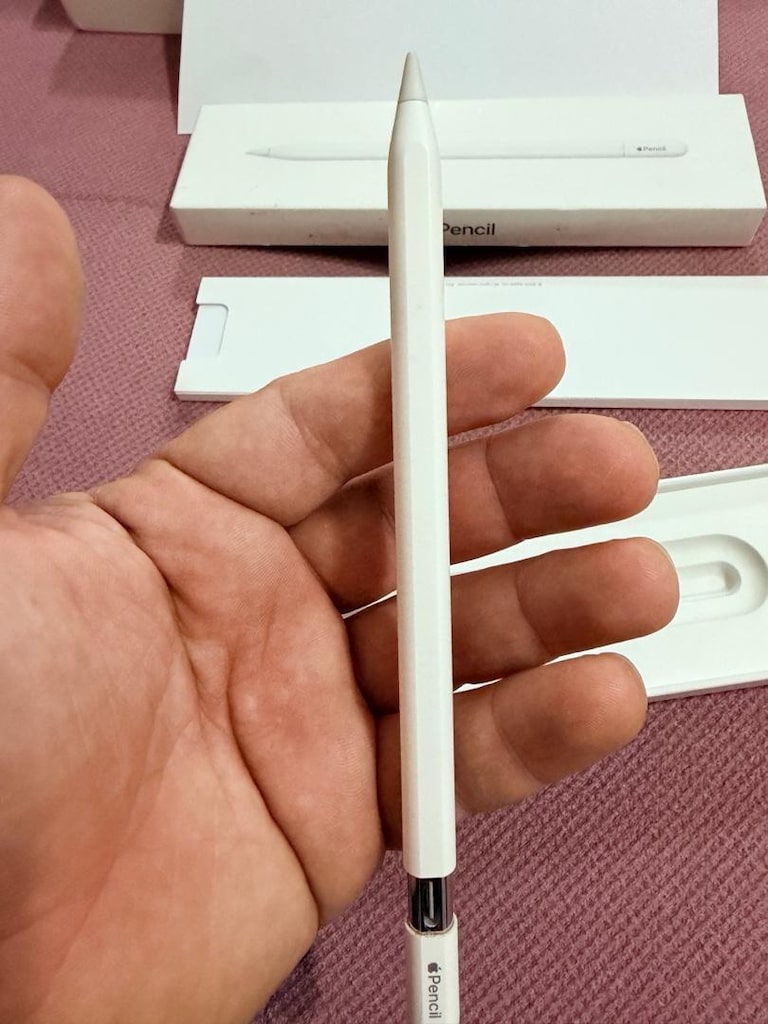 APPLE PENCİL USB - C .. Sıfır gibi faturalı - 6