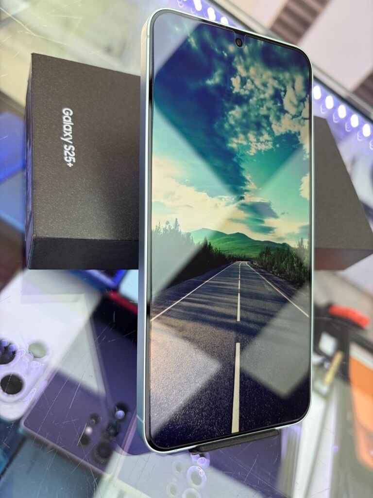 SAMSUNG S25+ PLUS 256 GB 12 GB RAM SIFIR 24 AY TÜRKİYE GARANTİLİ SIFIR - 7