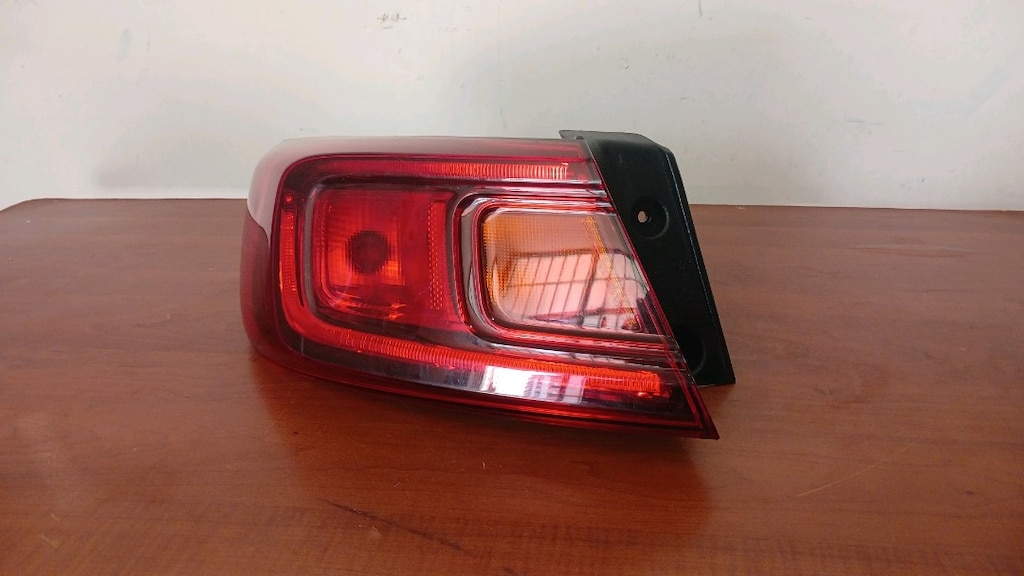 RENAULT TALİSMAN SOL STOP ORJİNAL ÇIKMA HATASIZ KARGO OLUR - 2