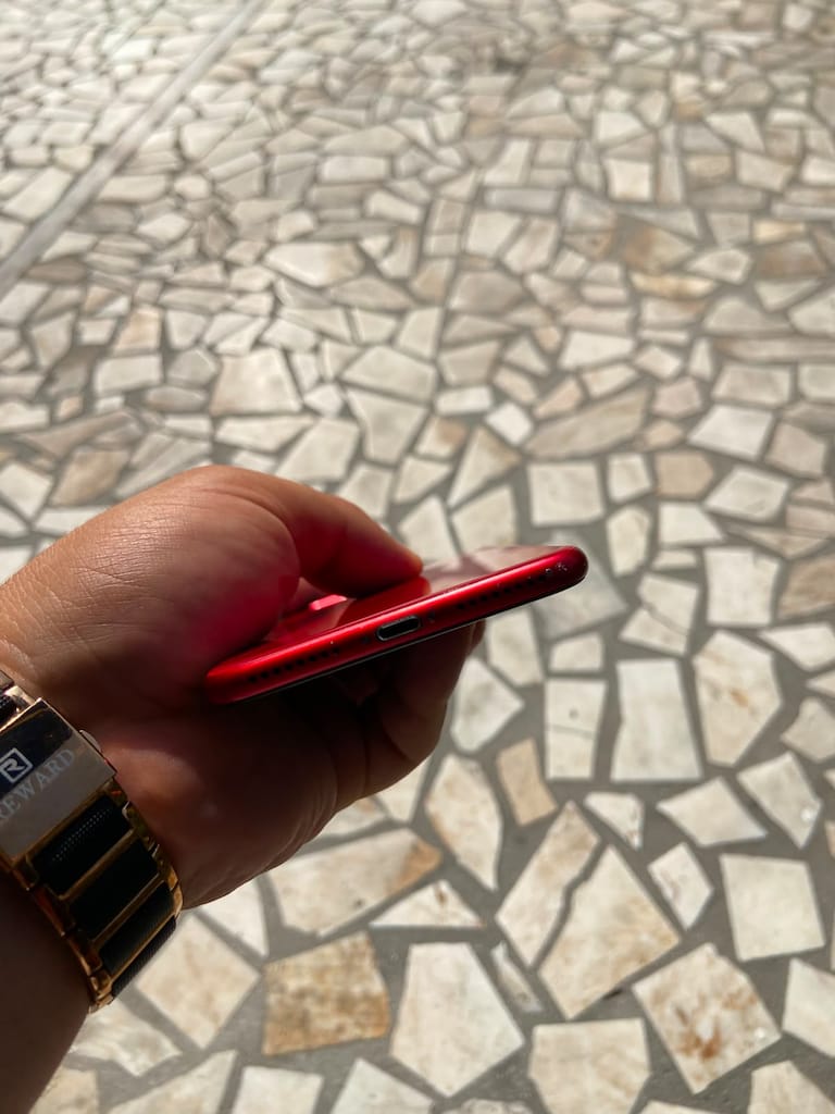 iphone 8 plus product red - 7