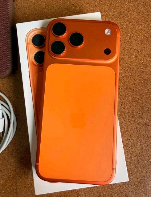 İPHONE 17 PRO MAX 512Gb TÜRKİYE CİHAZI acil satılık