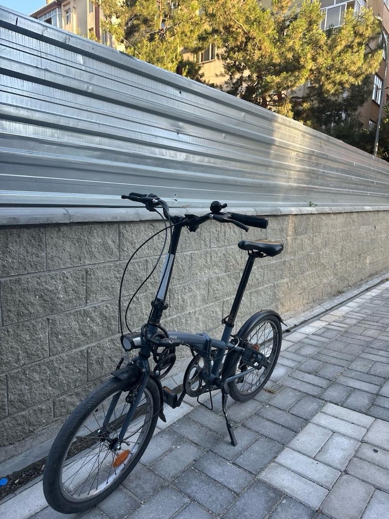 1 aylıktır daha hiç bi sıkıntısı yok BTwin Fold