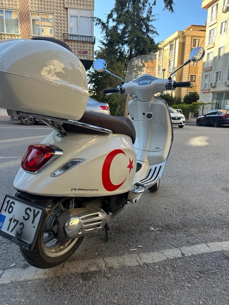 vespa primavera 150 - 3