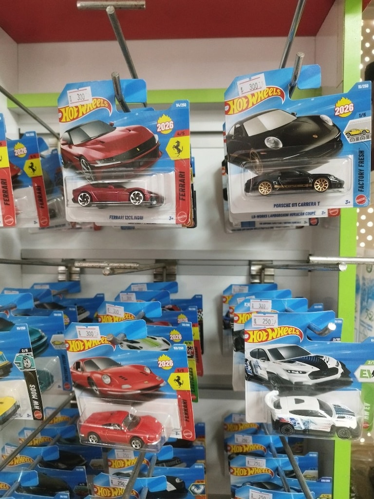 5li hotwhells ferrari seti - 2