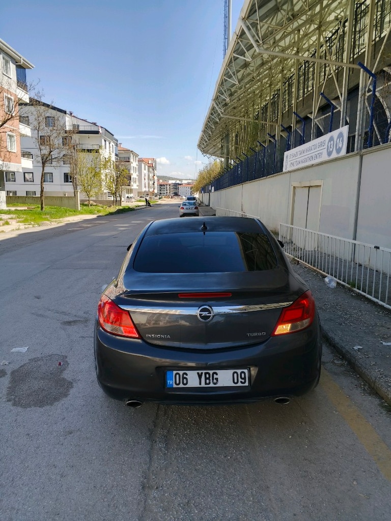 Opel Insignia - 4