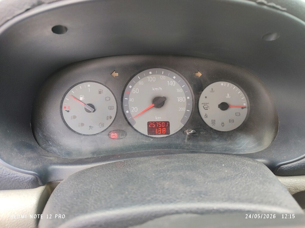 Renault Clio - 7