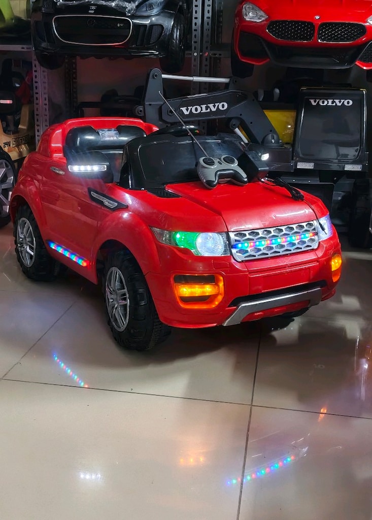 12+12 2 MOTORLU 2 KADEME HIZ LI IŞIKLI UZAKTAN KUMANDALI AKÜLÜ ARABA