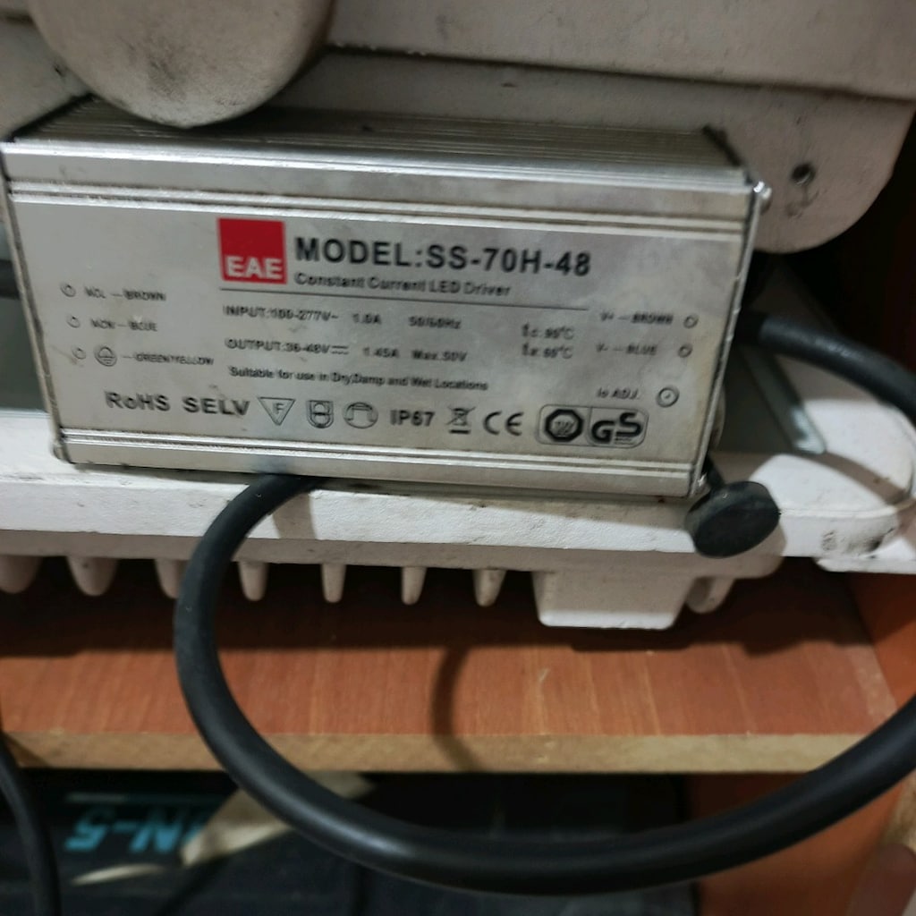 EAE Projektör - 2