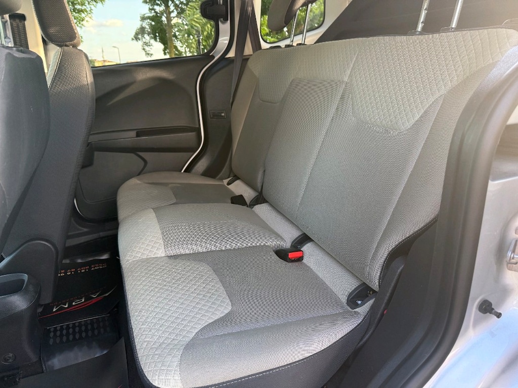 Ford Courier 2019 Değişensiz Boyasız 47000 km temiz Fatura Kesilecek - 15