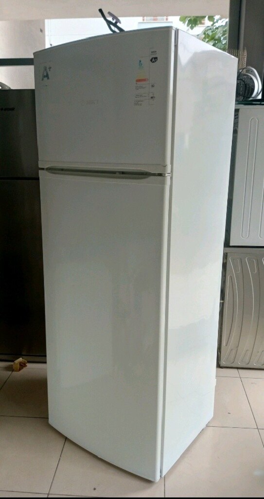 Bosch 375 Litre No frost Buzdolabı Temiz sağlam - 10