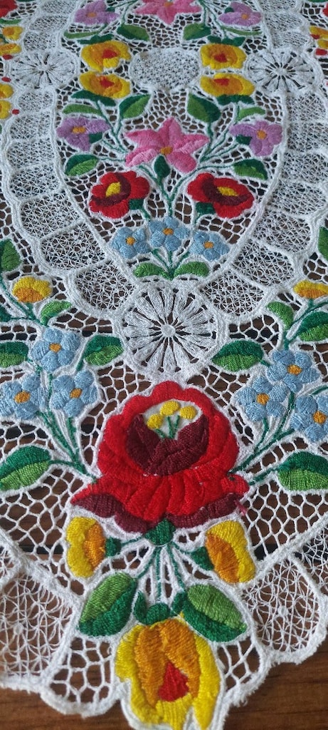 AVRUPA NAKIS BOBIN DANTELI VİNTAGE ÖRTÜ 82/47CM SİFİR SANDİKTAN - 5