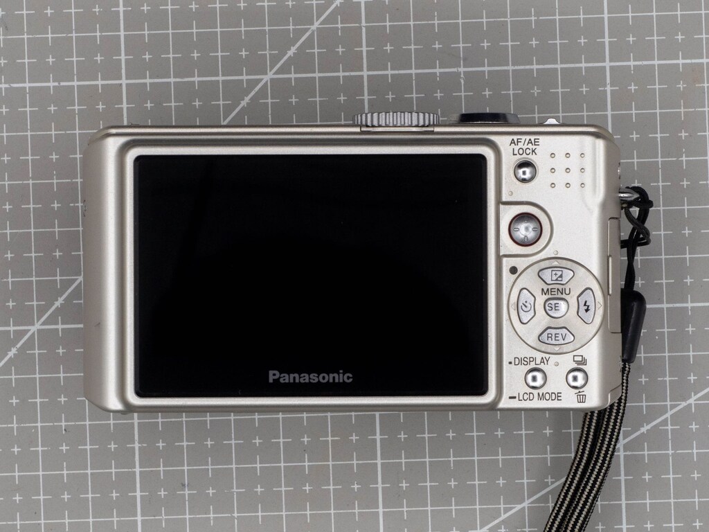 Panasonic Lumix DMC-LX2 Dijital Fotoğraf Makinesi Leica Lensli - 3