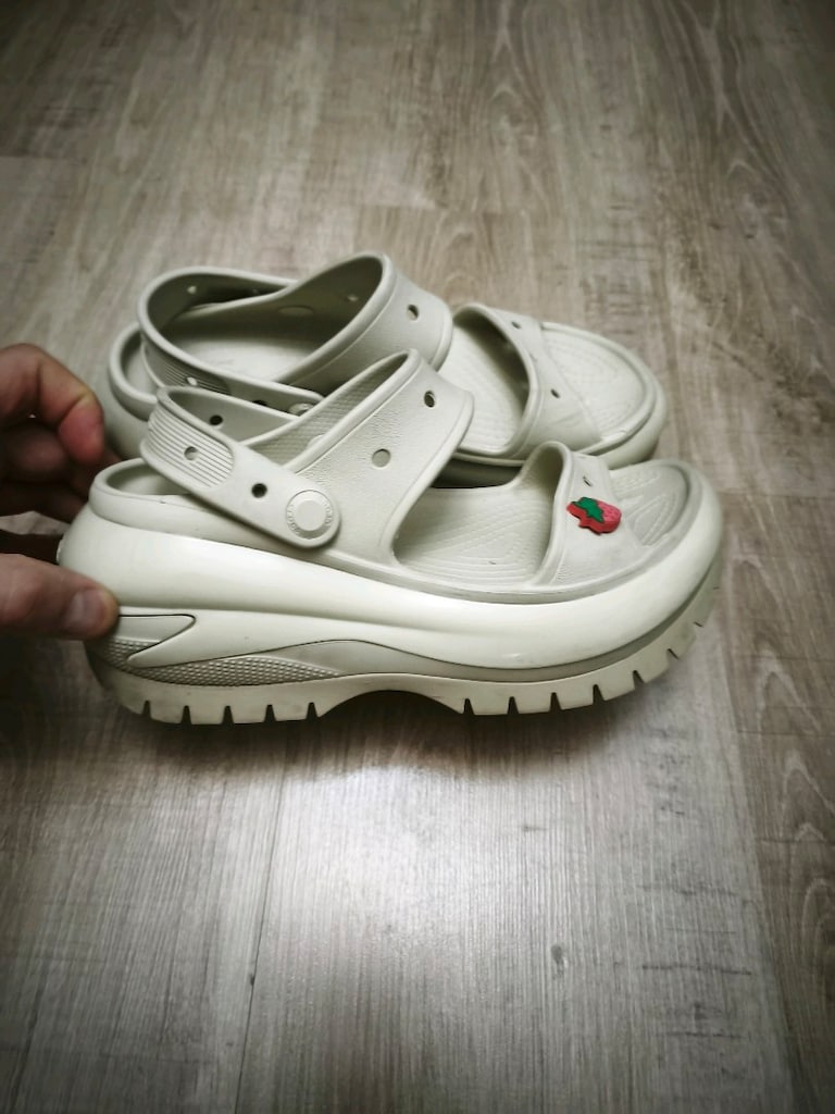 sıfır gibi Crocs mega crush 36-37 sandalet - 6