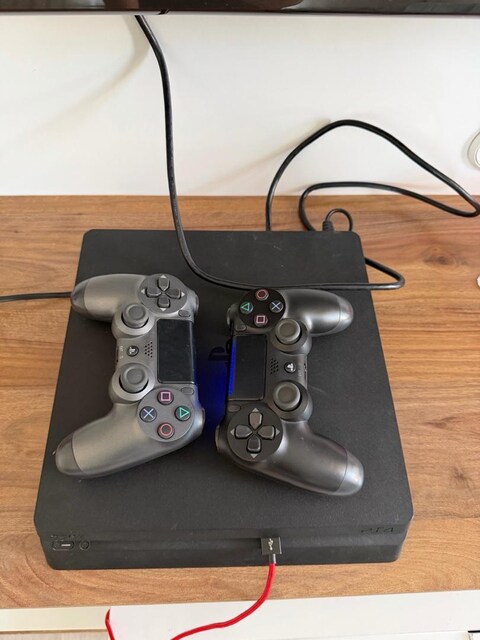 ps4 slim